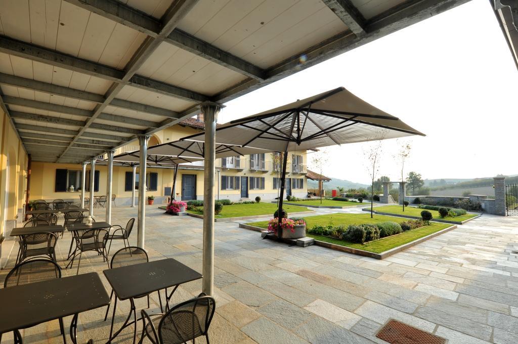 Agriturismo Cascina Varie Castagnito Εξωτερικό φωτογραφία
